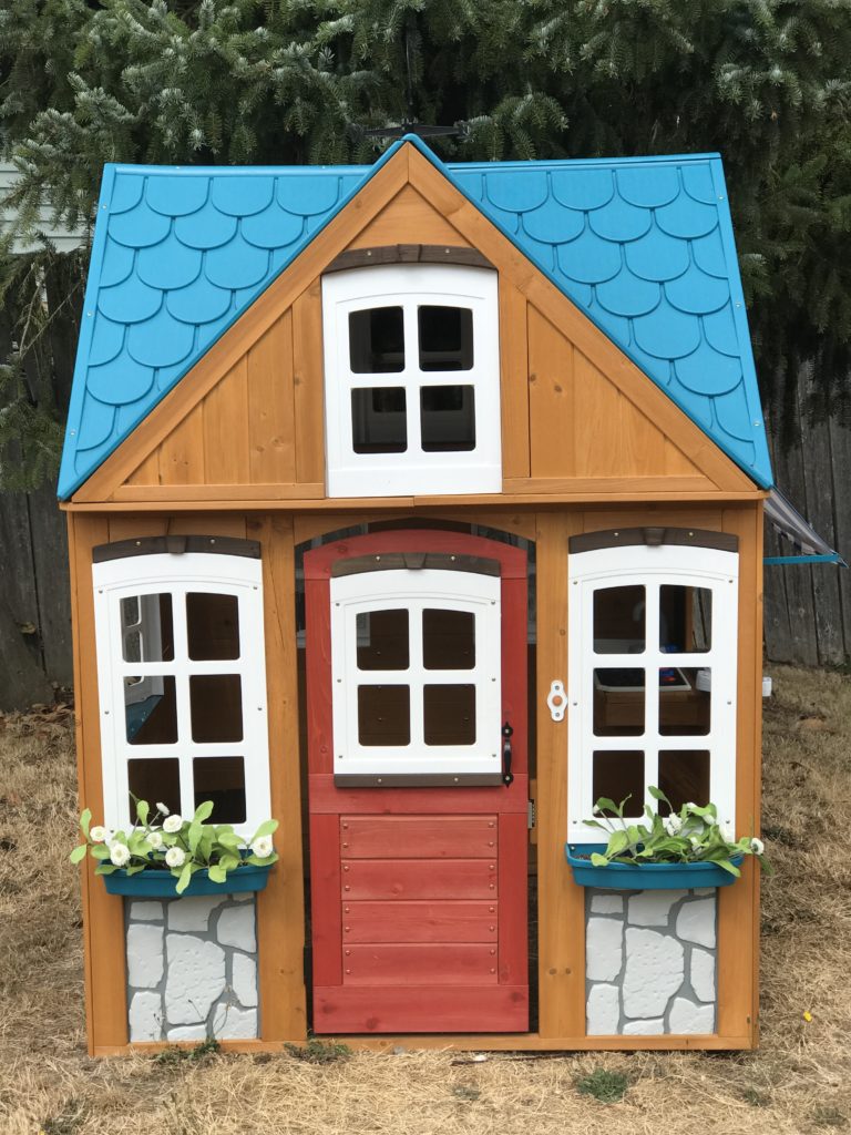 21+ Painting A Wooden Playhouse