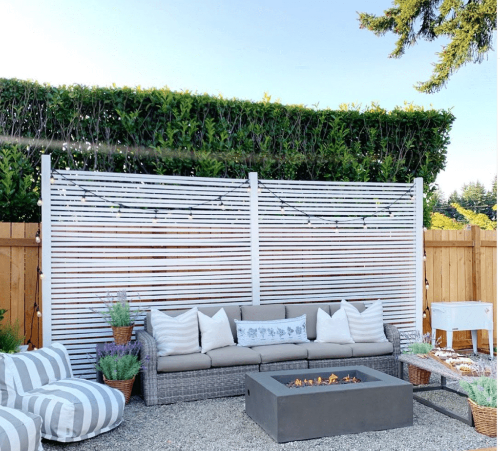 Screened Back Yard Sitting Area