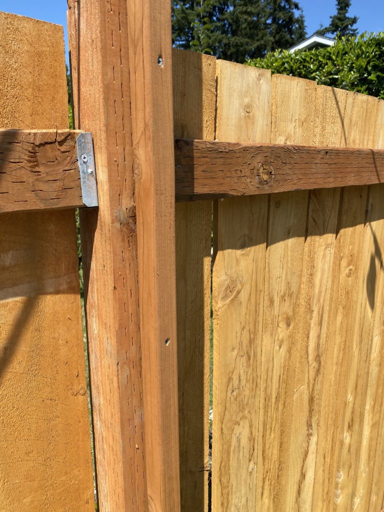 attach string lights to fence