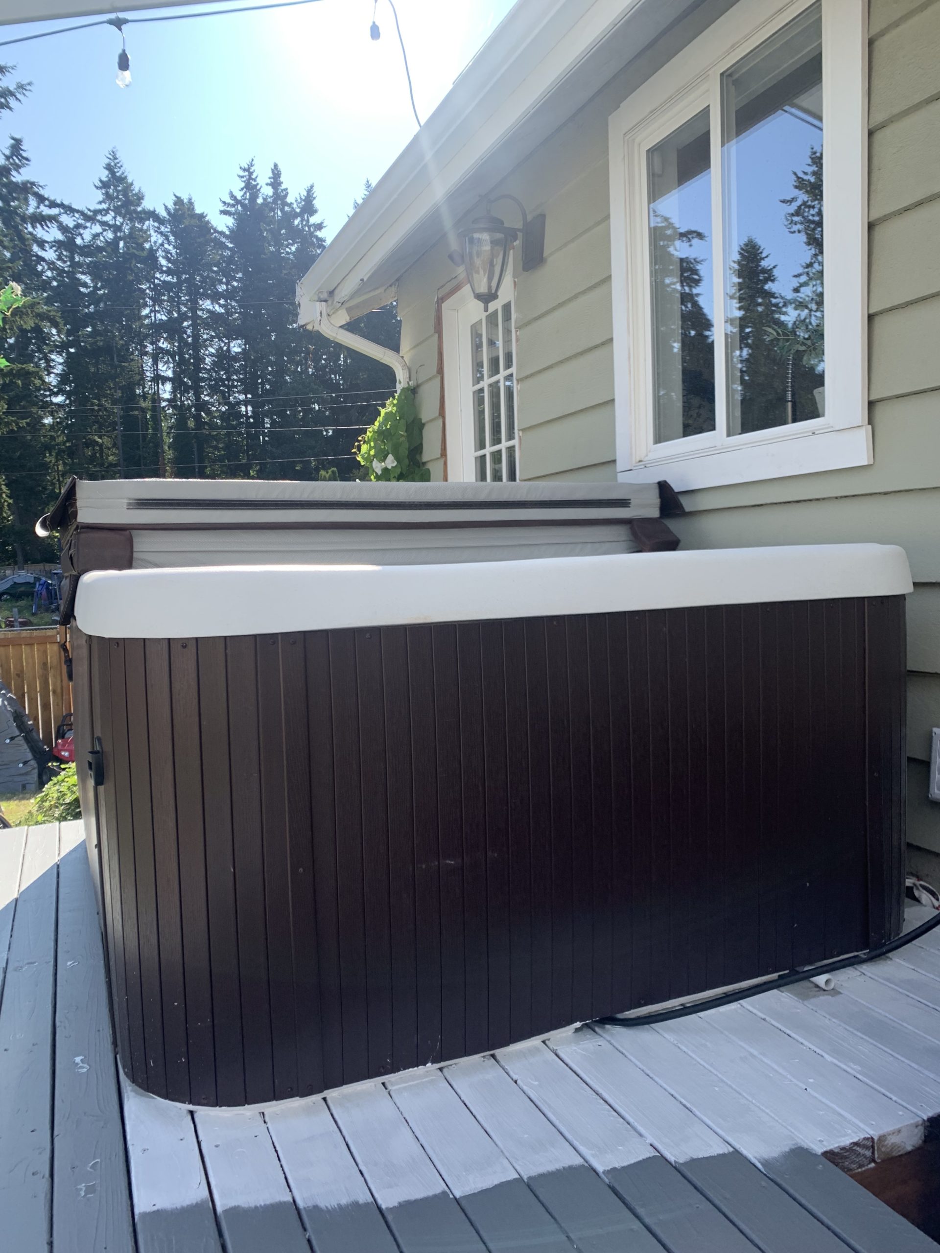 How to Paint a Hot Tub