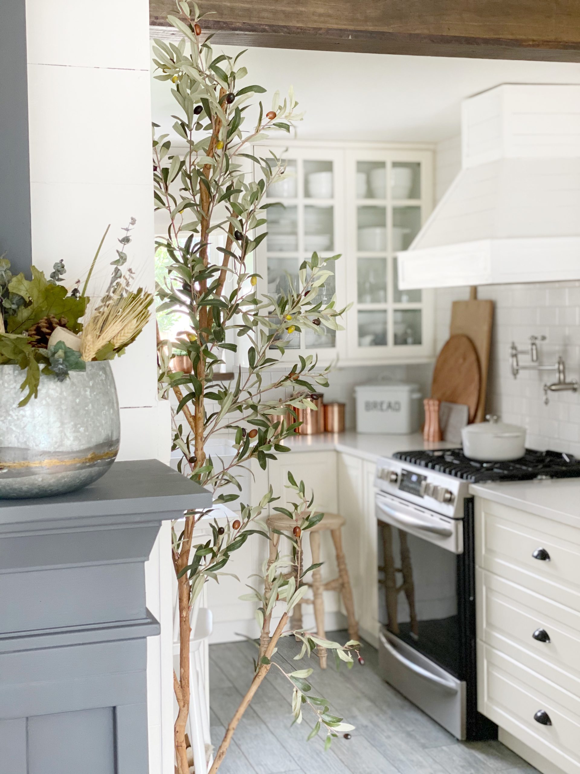 Simple Fall Touches in the Kitchen