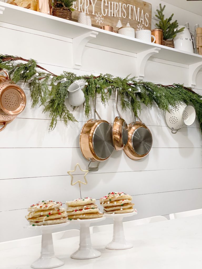 Simple Christmas Touches - Dreaming of Homemaking