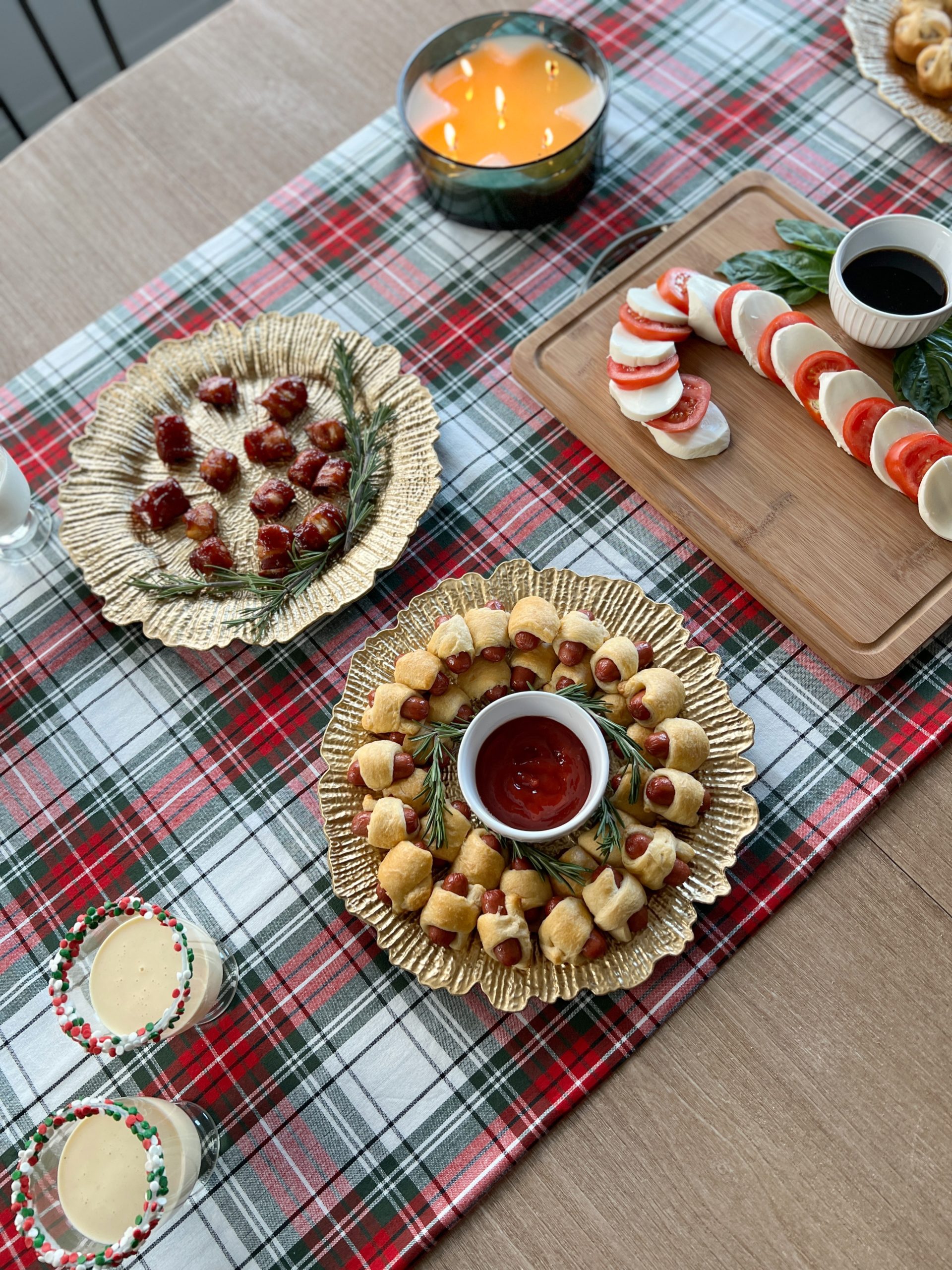 5 Easy Christmas Appetizers + Charcuterie