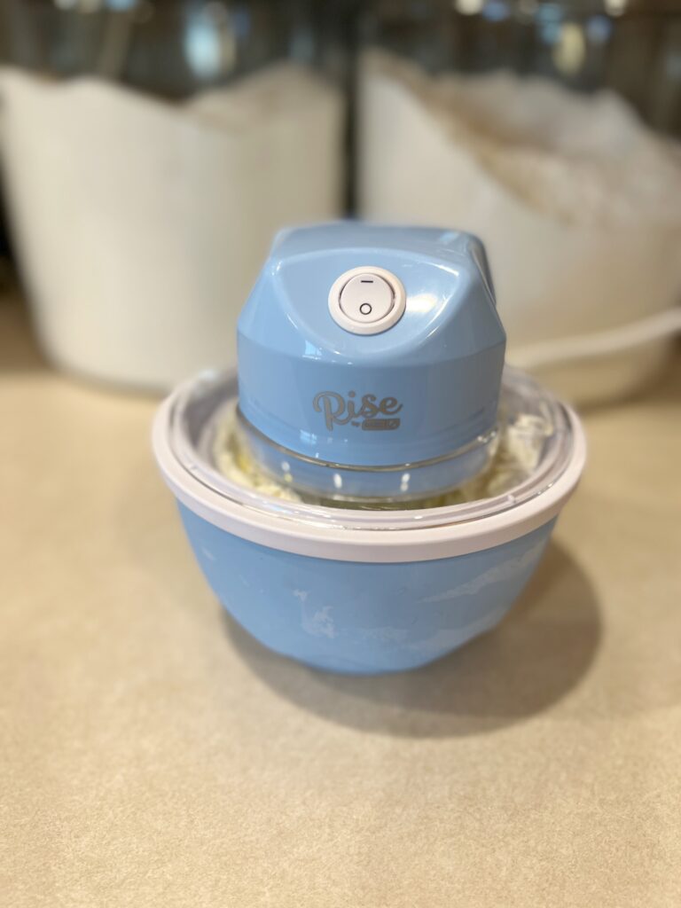RISE BY DASH NEW PERSONAL ICE CREAM MAKER, REVIEW! 