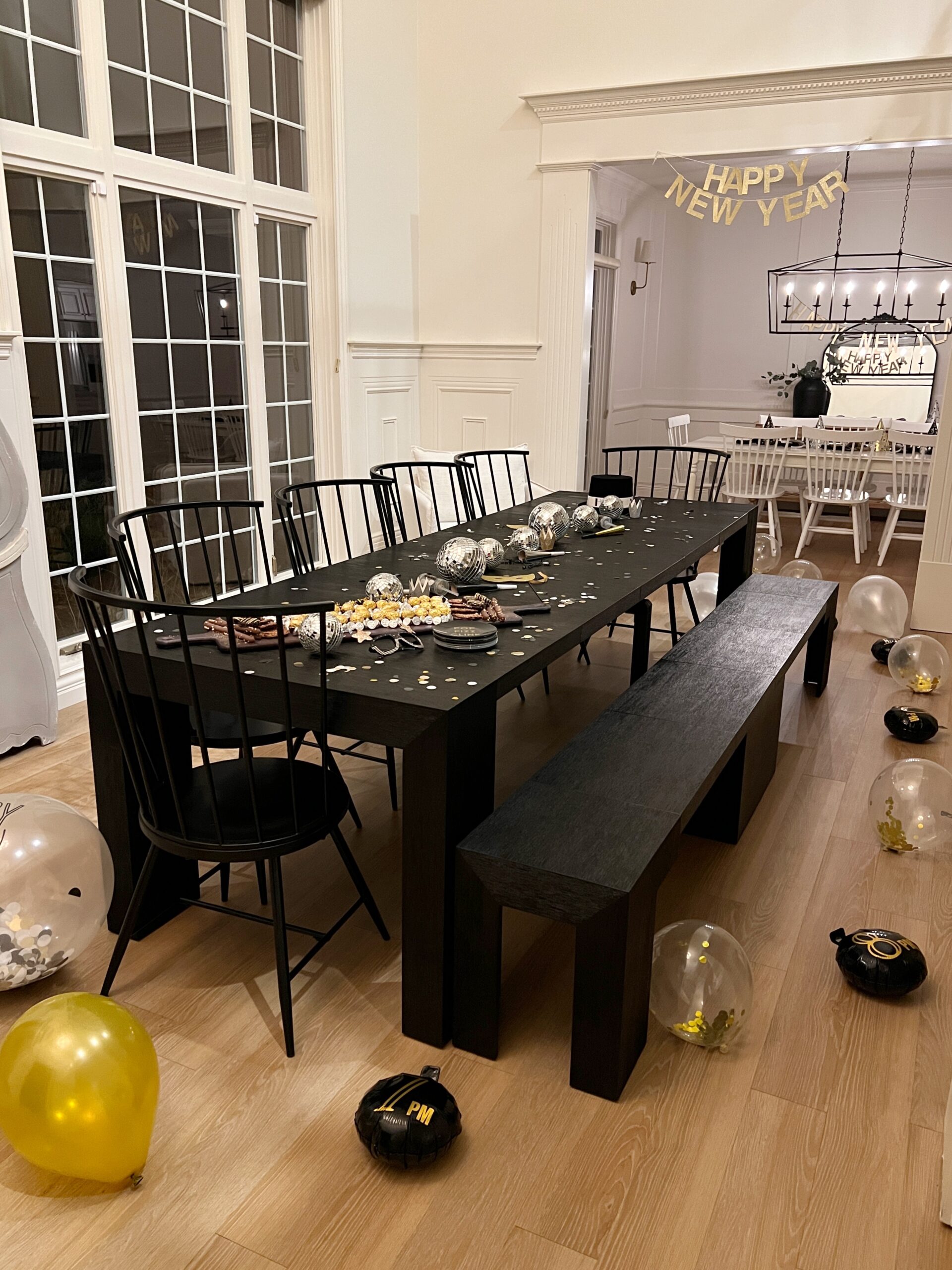 New Years Eve Games & Decor Ideas