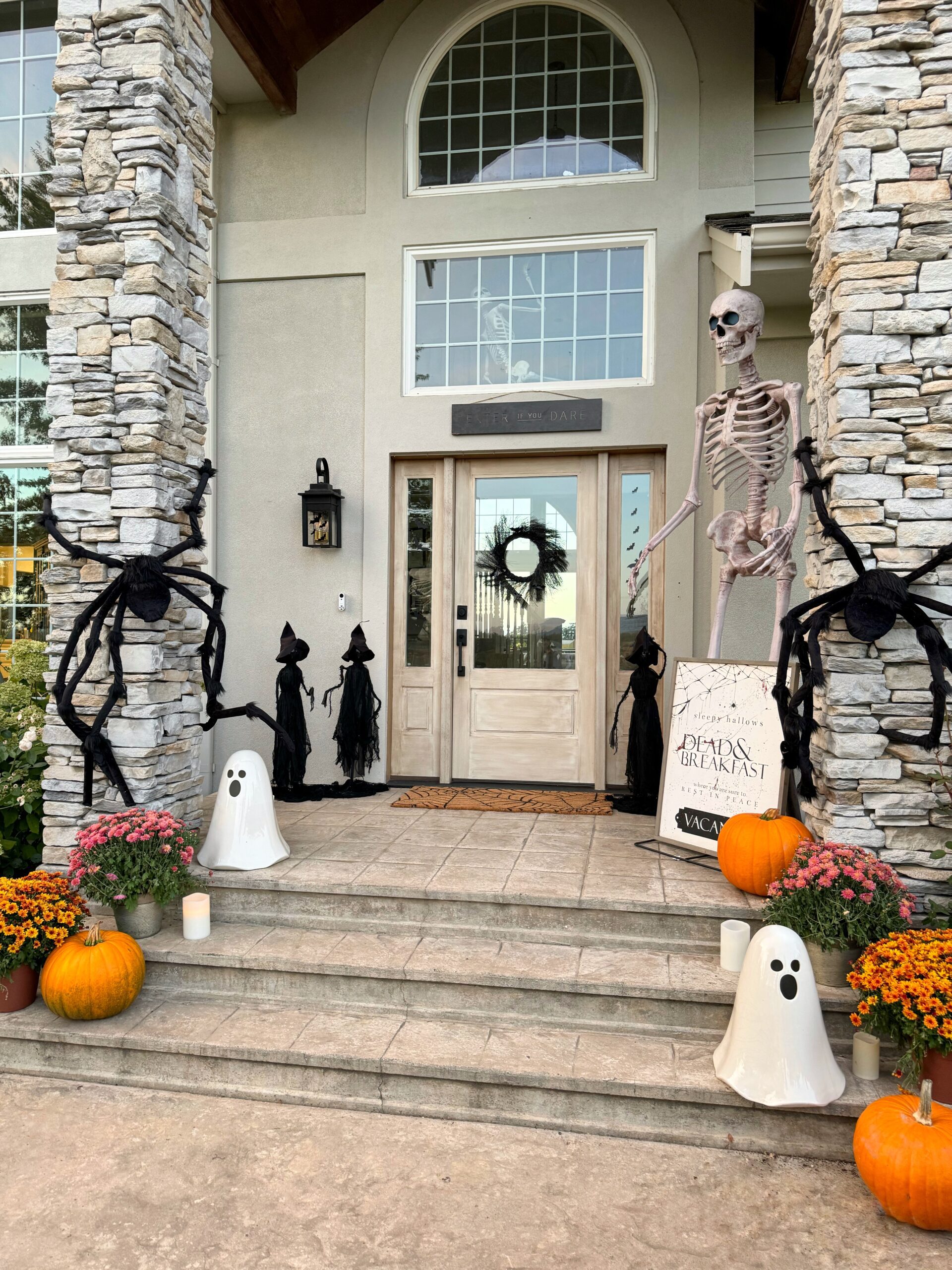 SimpliSafe Home Security System – Halloween Fun